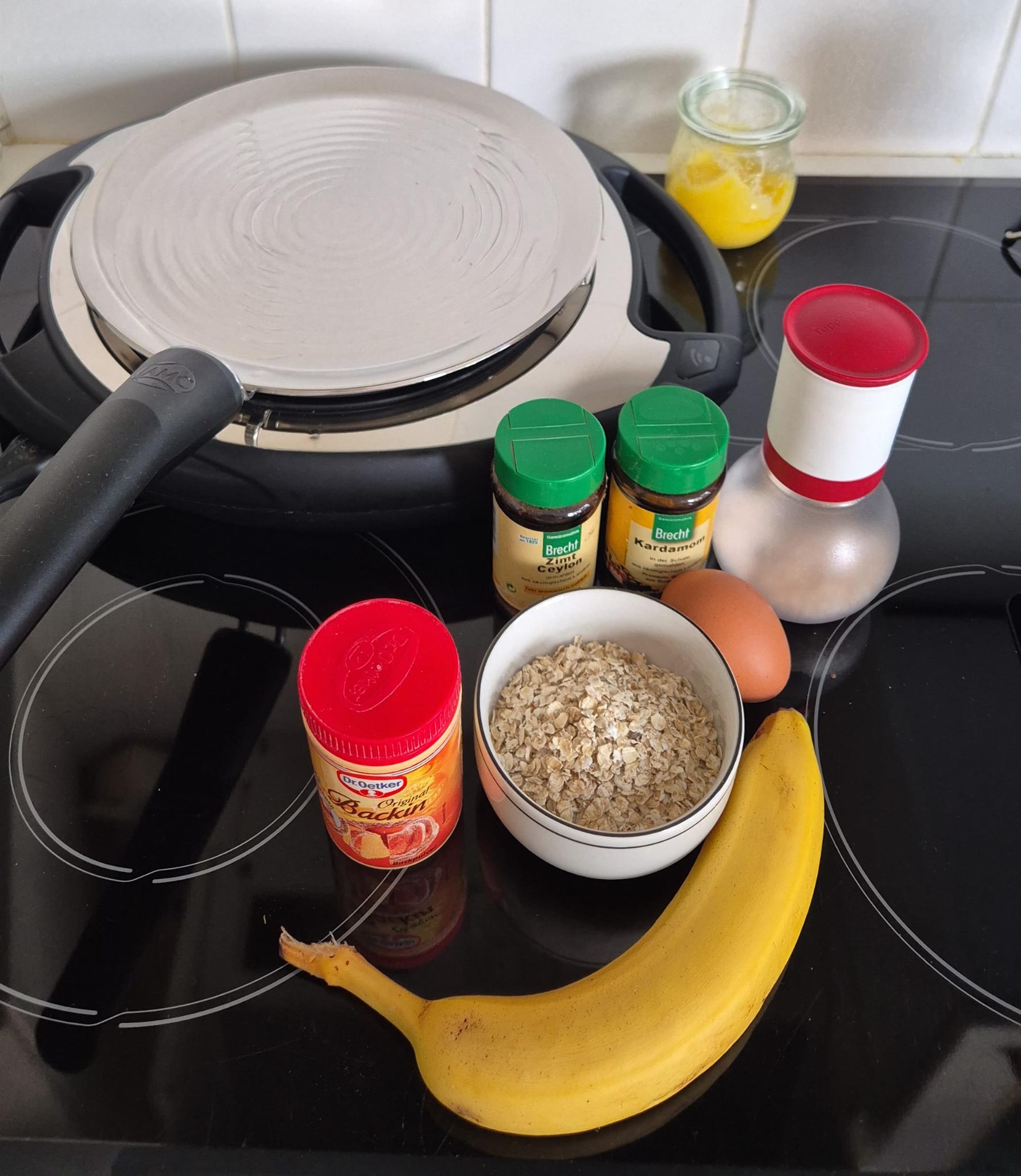 De ingrediënten en de AMC oPan 24 cm